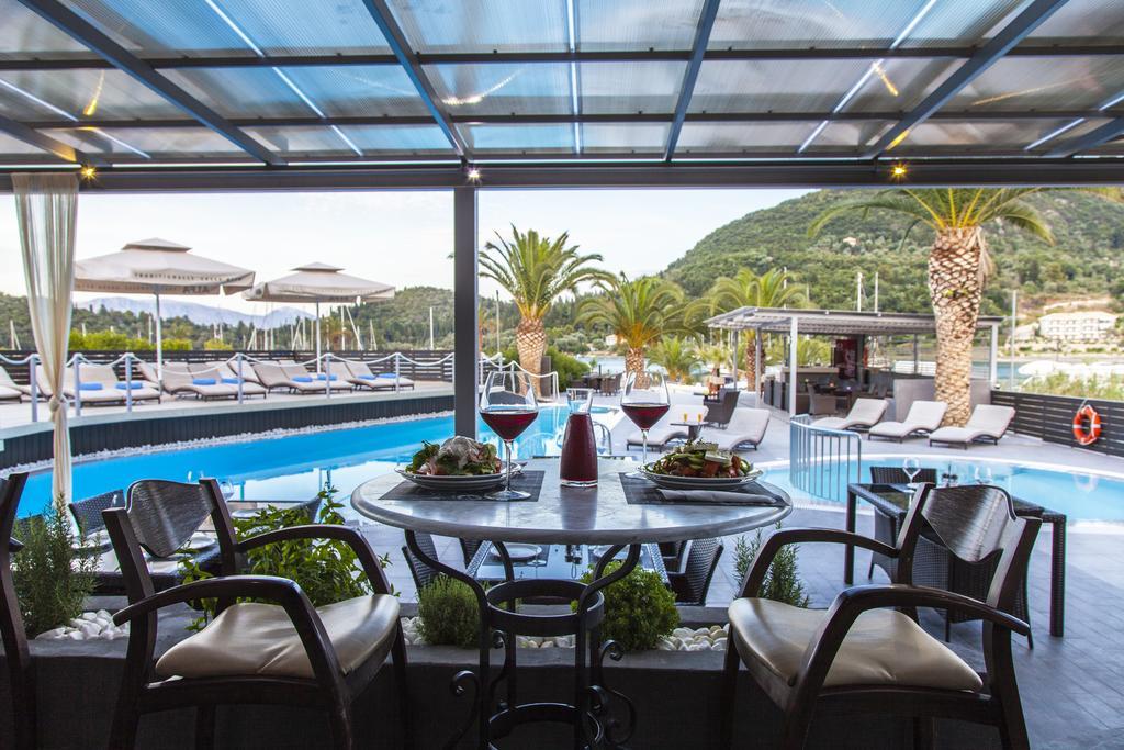 Armonia Nakas Aparthotel Geni  Ruang foto