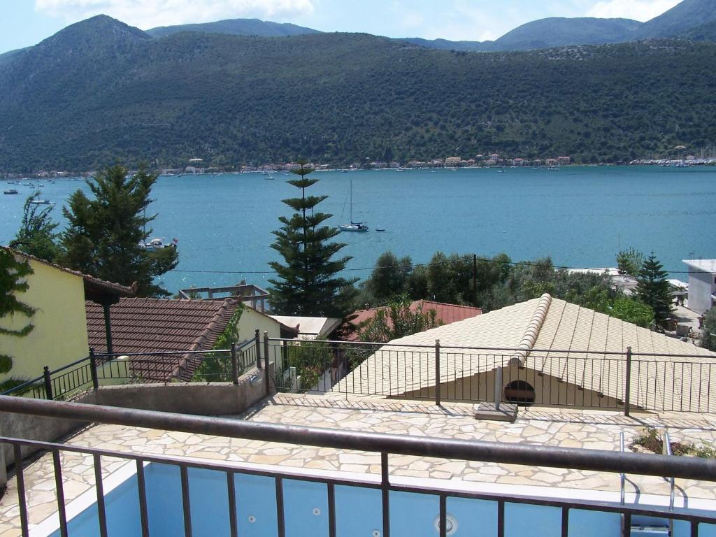 Armonia Nakas Aparthotel Geni  Bagian luar foto